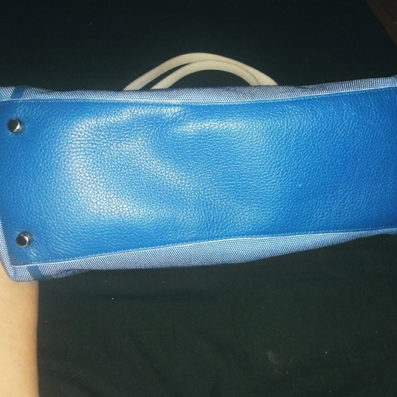 Coach Edie Horse and Carriage and Denim Handbag - Picture 4 of 8